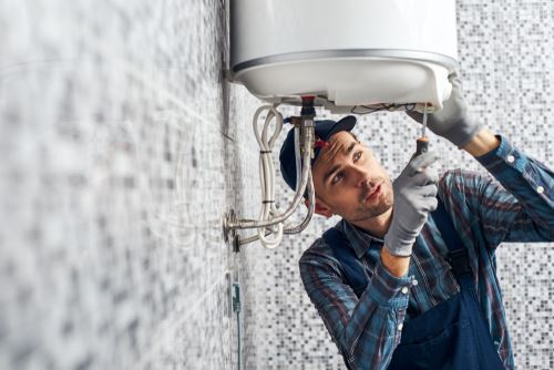 water heater replacement technician